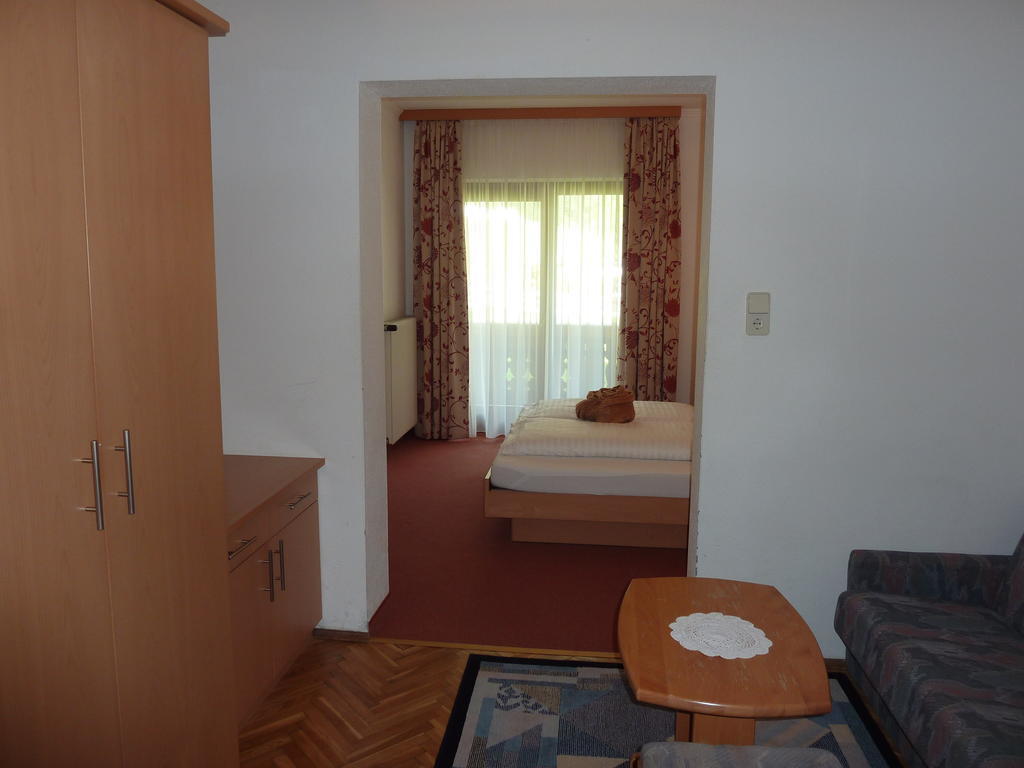 Alpenhotel Badmeister Flattach Ruang foto
