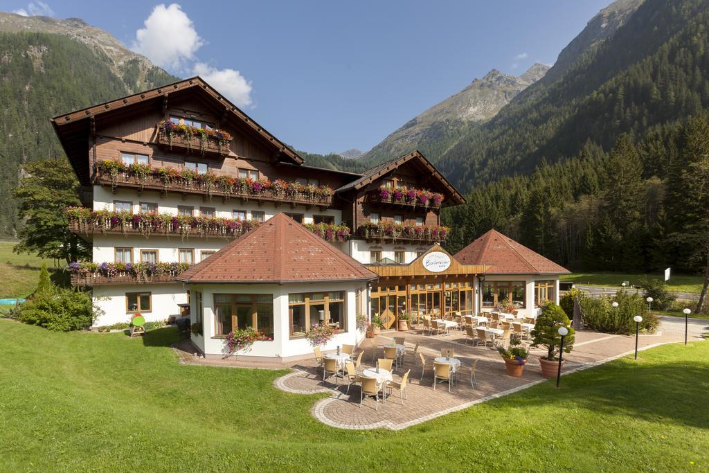 Alpenhotel Badmeister Flattach Bagian luar foto
