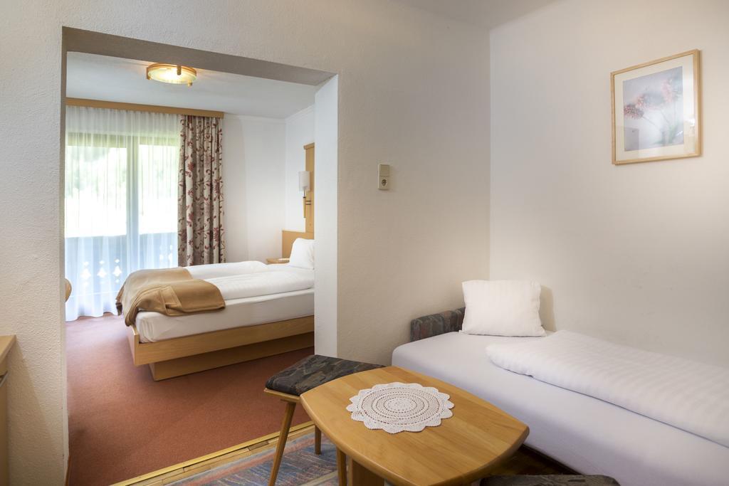 Alpenhotel Badmeister Flattach Bagian luar foto