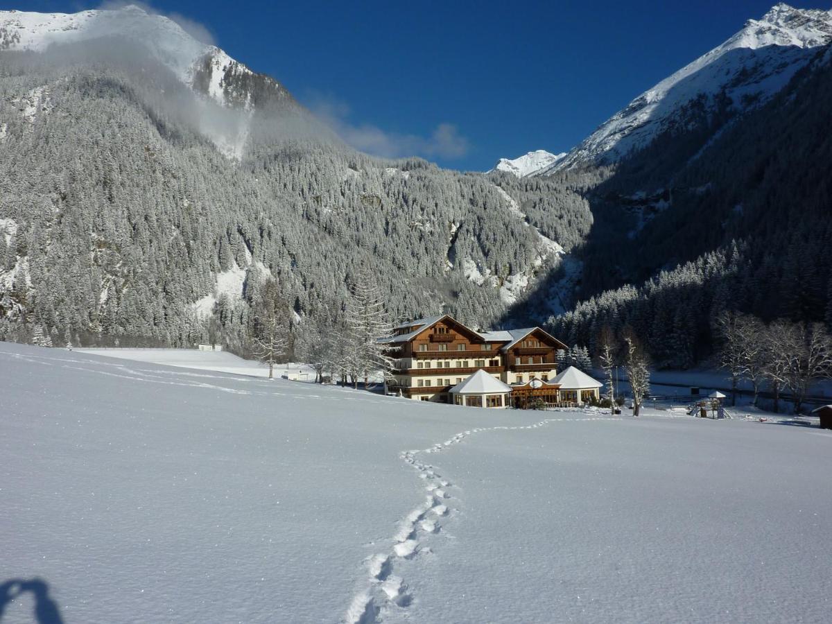 Alpenhotel Badmeister Flattach Bagian luar foto